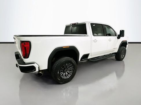 Used 2022 GMC Sierra 2500 AT4 w/ AT4 Preferred Package AWD/4WD image 7