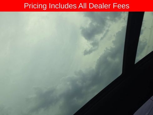 Used 2022 Volkswagen Tiguan SEL R-Line AWD/4WD image 10