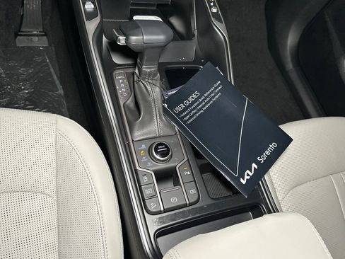 New 2026 Kia Sorento S image 23