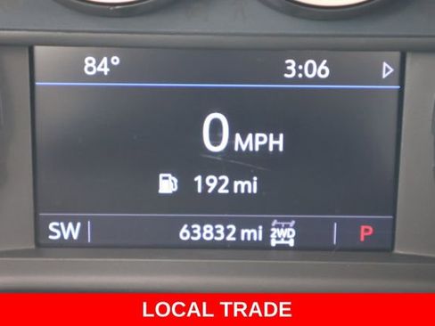 Used 2021 Chevrolet Suburban Z71 image 30