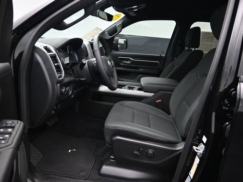 Used 2025 RAM 1500 Big Horn RWD image 11