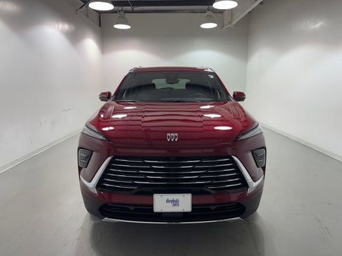 New 2026 Buick Enclave Preferred image 2