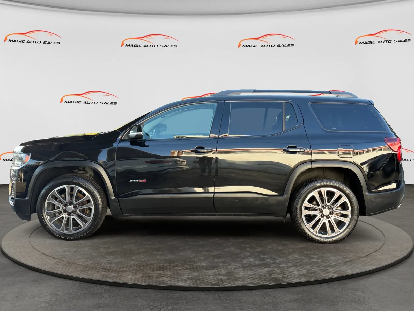 Used 2020 GMC Acadia AT4 w/ LPO, Floor Liner Package AWD/4WD image 7