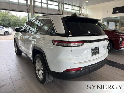 Used 2023 Jeep Grand Cherokee Laredo