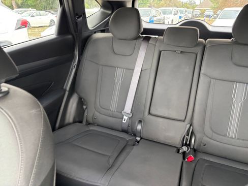 Used 2025 Hyundai Tucson SEL image 40