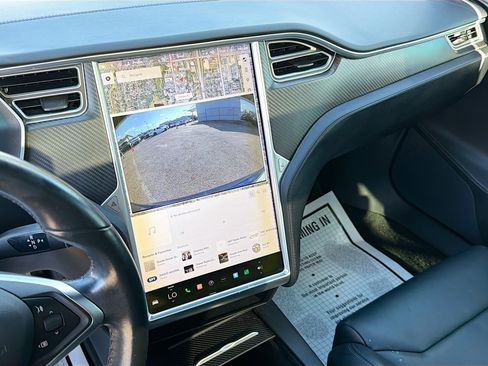 Used 2017 Tesla Model S 75D image 27