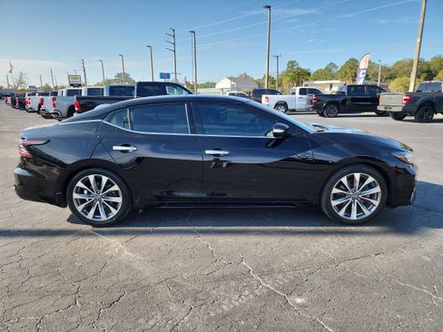 Used 2021 Nissan Maxima Platinum w/ Sport Mat Group image 3