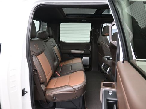 Used 2026 Ford F450 King Ranch w/ FX4 Off-Road Package AWD/4WD image 12