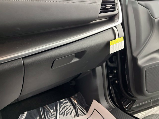 Certified 2026 Nissan Rogue SV FWD image 36