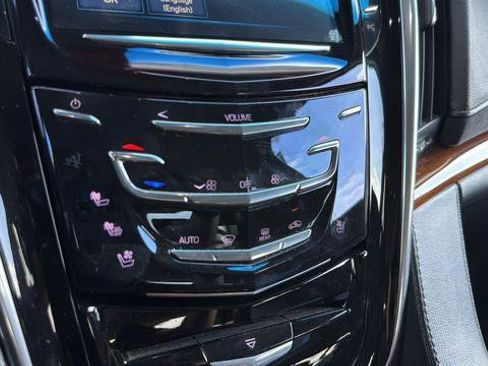 Used 2018 Cadillac Escalade 4WD image 20