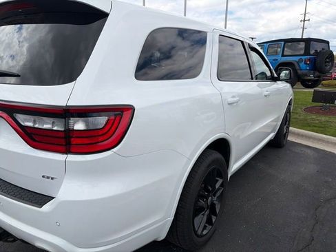 Used 2023 Dodge Durango GT AWD/4WD image 3