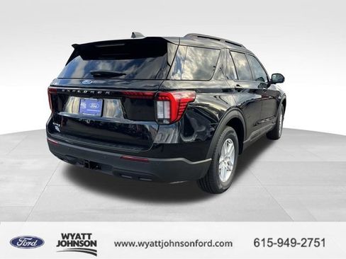 New 2026 Ford Explorer Active image 3