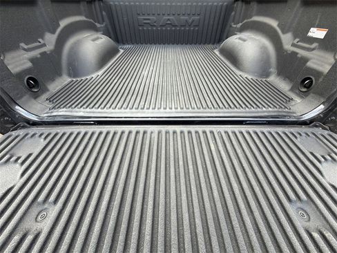 Used 2023 RAM 1500 Laramie image 27