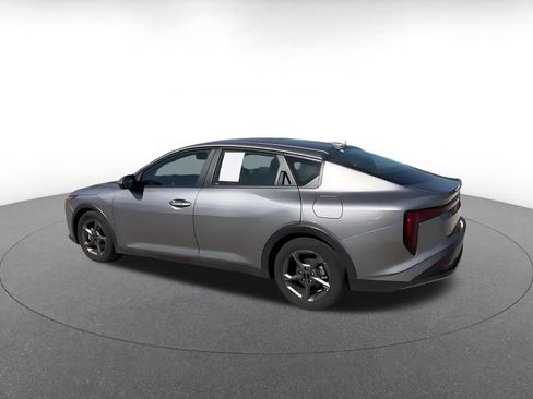 Used 2025 Kia K4 FWD image 10