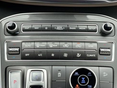 Used 2023 Hyundai Santa Fe SEL w/ Cargo Package AWD/4WD image 18