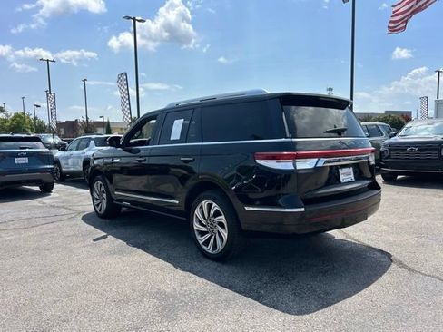 Used 2024 Lincoln Navigator Reserve AWD/4WD image 5