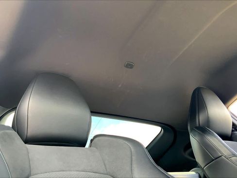 Used 2024 Nissan Z Performance w/ Floor Mat Package RWD image 14