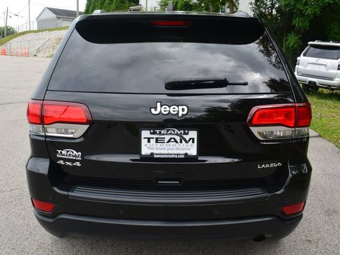 Used 2020 Jeep Grand Cherokee Laredo AWD/4WD image 6
