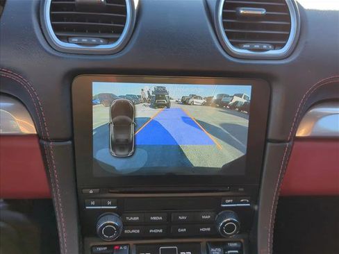 Used 2019 Porsche 718 Boxster image 18