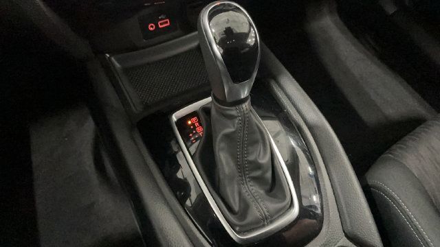 Used 2020 Nissan Rogue SV AWD/4WD image 14