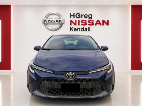 Used 2021 Toyota Corolla LE FWD image 5