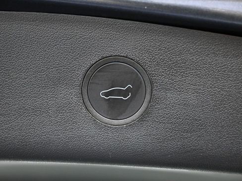 Used 2023 Tesla Model 3 Standard Range image 15