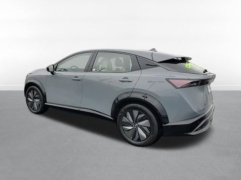 Used 2023 Nissan Ariya AWD image 5