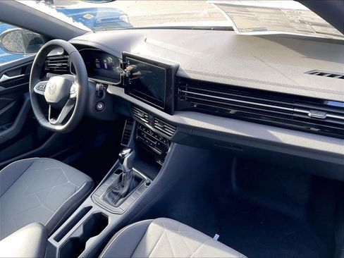 New 2025 Volkswagen Jetta Sport image 10