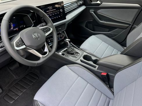 New 2026 Volkswagen Jetta SE image 8