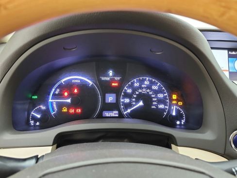Used 2015 Lexus RX 450h AWD image 11