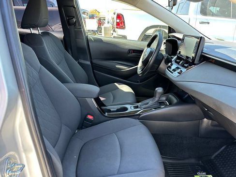 Used 2022 Toyota Corolla LE FWD image 17