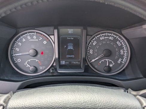 Used 2019 Toyota Tacoma TRD Off-Road image 20