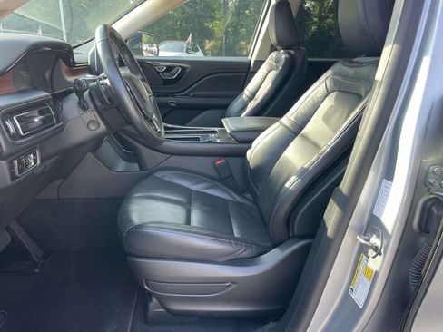 Used 2023 Lincoln Aviator Reserve AWD/4WD image 14