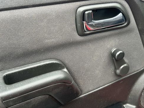 Used 2012 Chevrolet Colorado W/T image 14