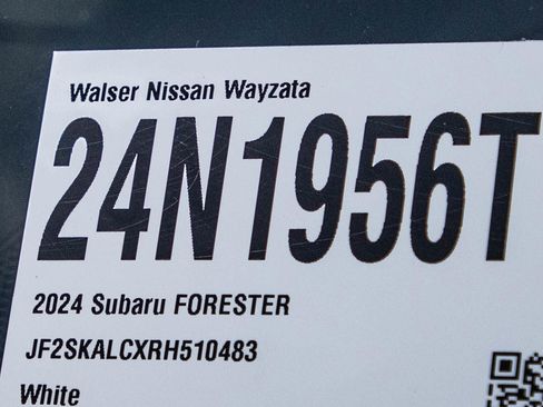 Used 2024 Subaru Forester Limited AWD/4WD image 33