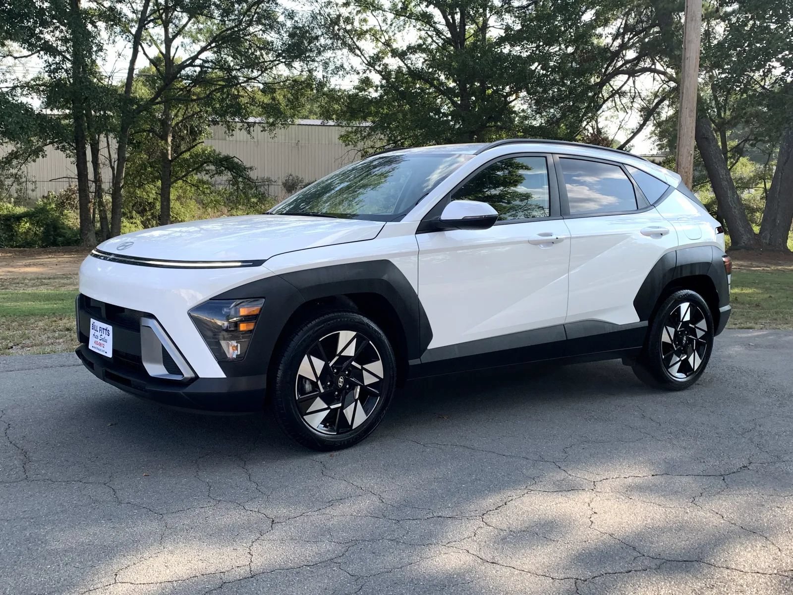 Used 2025 Hyundai Kona SEL FWD image 3
