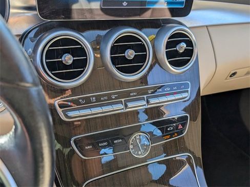 Used 2021 Mercedes-Benz C 300 Sedan image 19