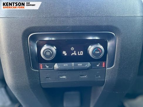 Used 2025 GMC Yukon XL Denali w/ Advanced Technology Package AWD/4WD image 43