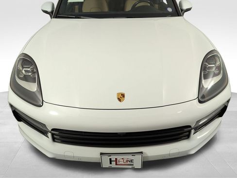 Used 2022 Porsche Cayenne AWD/4WD image 54