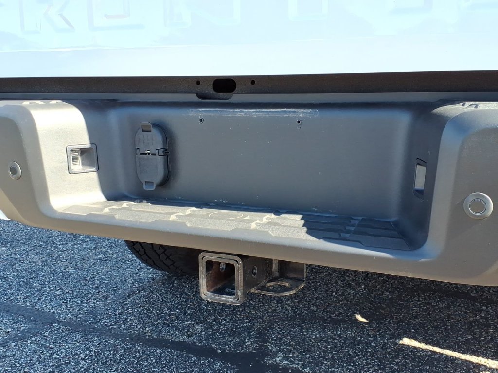 Certified 2025 Nissan Frontier PRO-4X w/ Pro Convenience Package AWD/4WD image 10