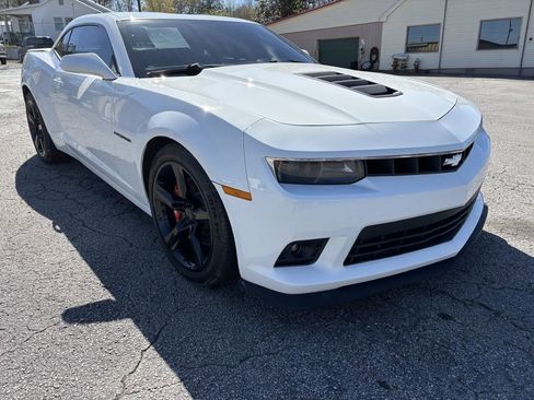 Used 2014 Chevrolet Camaro SS w/ RS Package image 7