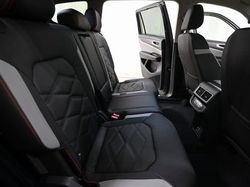 New 2026 Volkswagen Atlas Peak Edition AWD/4WD image 29