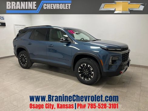 New 2026 Chevrolet Traverse Z71 w/ Enhanced Driving Package image 1