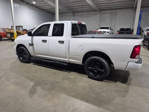 Used 2019 RAM 1500 Express w/ Express Value Package AWD/4WD image 8
