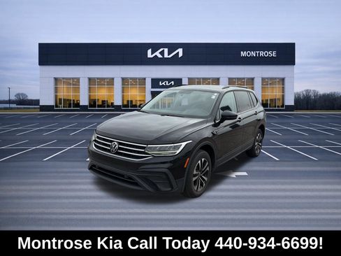 Used 2022 Volkswagen Tiguan S image 1