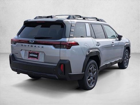 Used 2026 Subaru Outback Premium AWD/4WD image 2