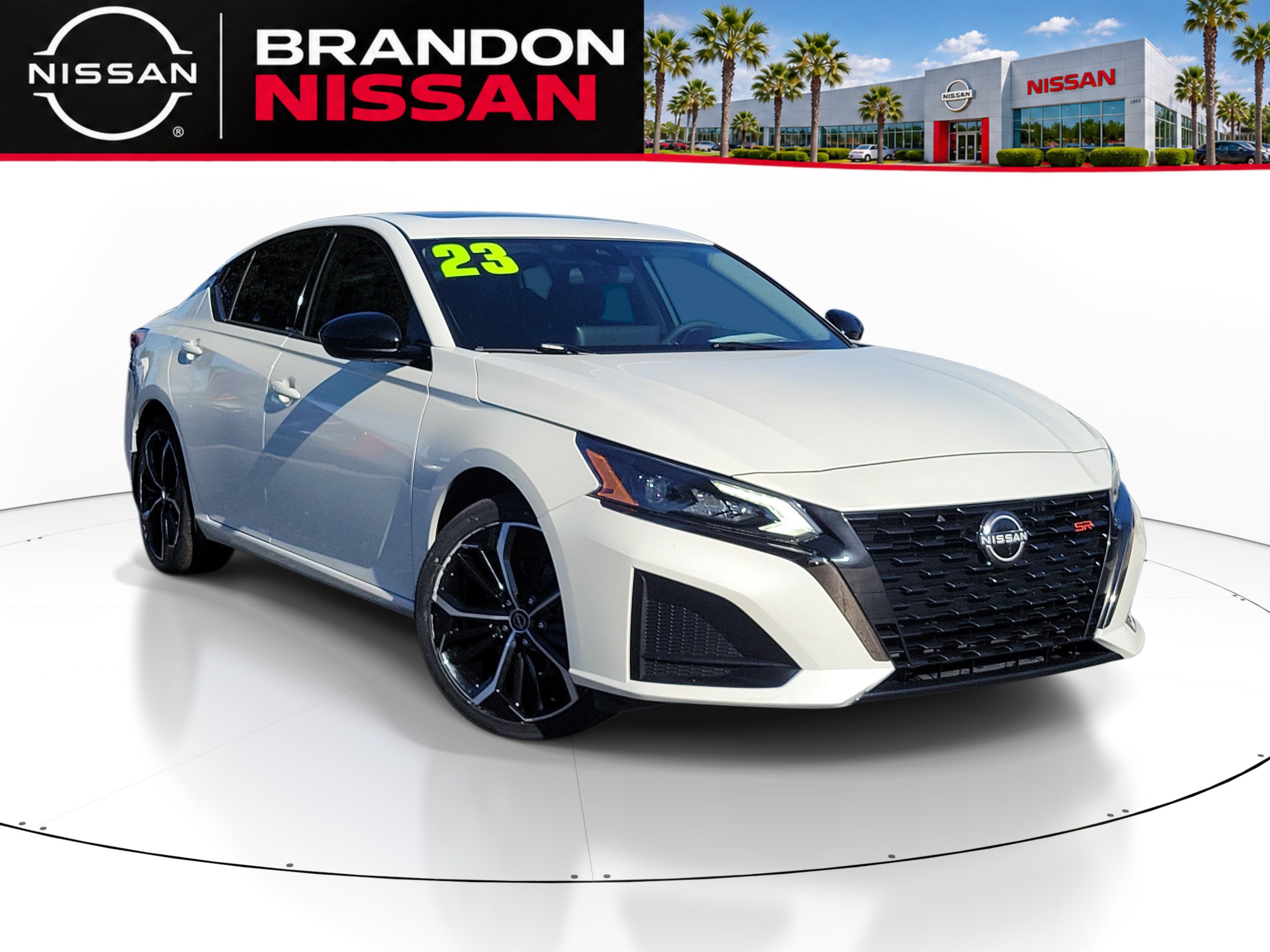 Certified 2023 Nissan Altima 2.5 SR w/ SR Premium Package FWD image 1