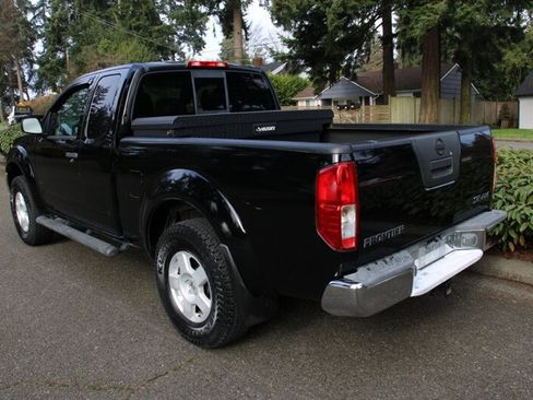 Used 2005 Nissan Frontier SE w/ (P01) Power Pkg image 4