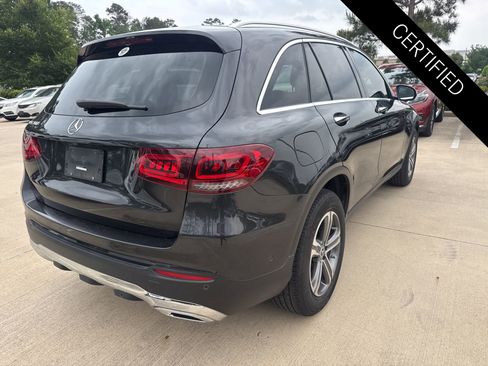 Used 2022 Mercedes-Benz GLC 300 image 4