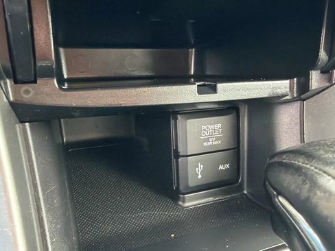 Used 2015 Honda Accord EX-L image 19
